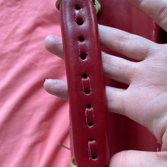 Crossbody red leather bag - Picture 9 of 16